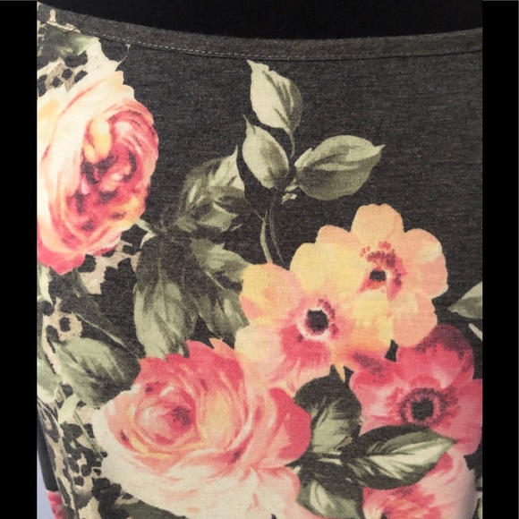 Boutique top - Picture 2 of 4